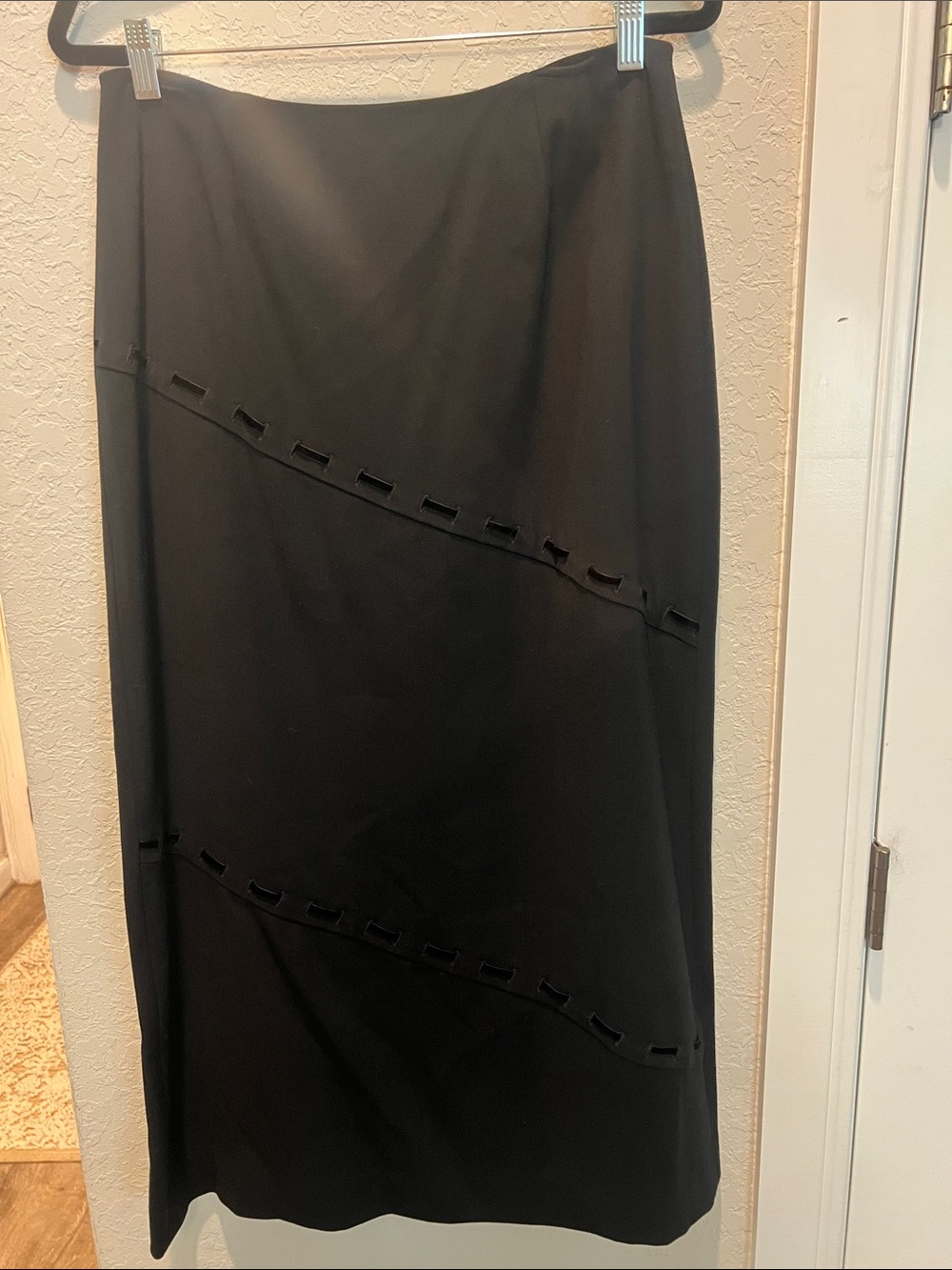 Jones New York Country Vintage Black Midi Skirt w/ Diagonal Velvet Slash Detail